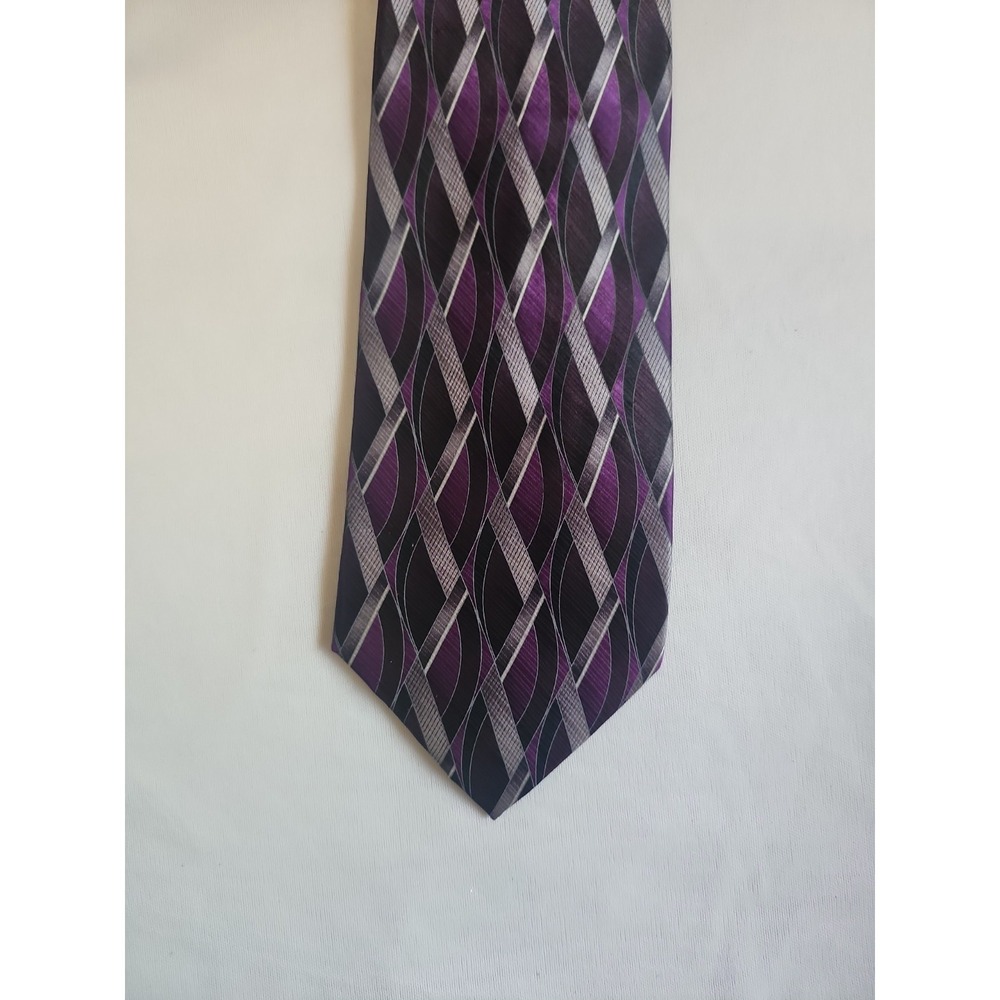 Vintage Stafford Men's Necktie Silk Purple Woven Geometric Wave Design